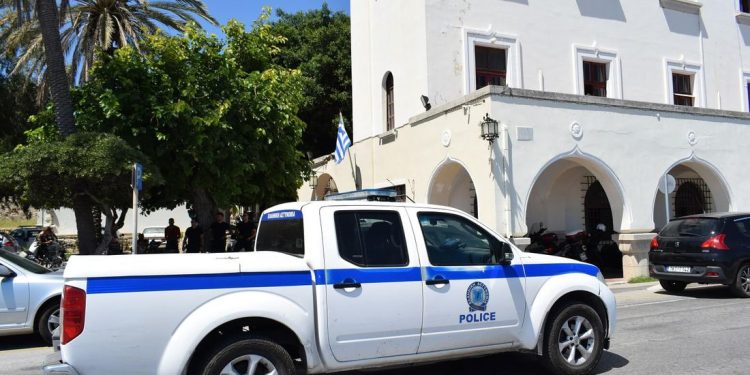Συλλήψεις στην Κω για παράνομες εργασίες Συλλήψεις στην Κω για παράνομες εργασίες