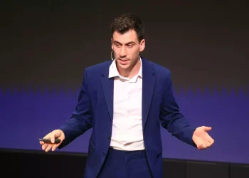 Πρόεδρος του κόμματος Άμεση Δημοκρατία της Κύπρου ο Φειδίας Παναγιώτου Πρόεδρος του κόμματος Άμεση Δημοκρατία της Κύπρου ο Φειδίας Παναγιώτου